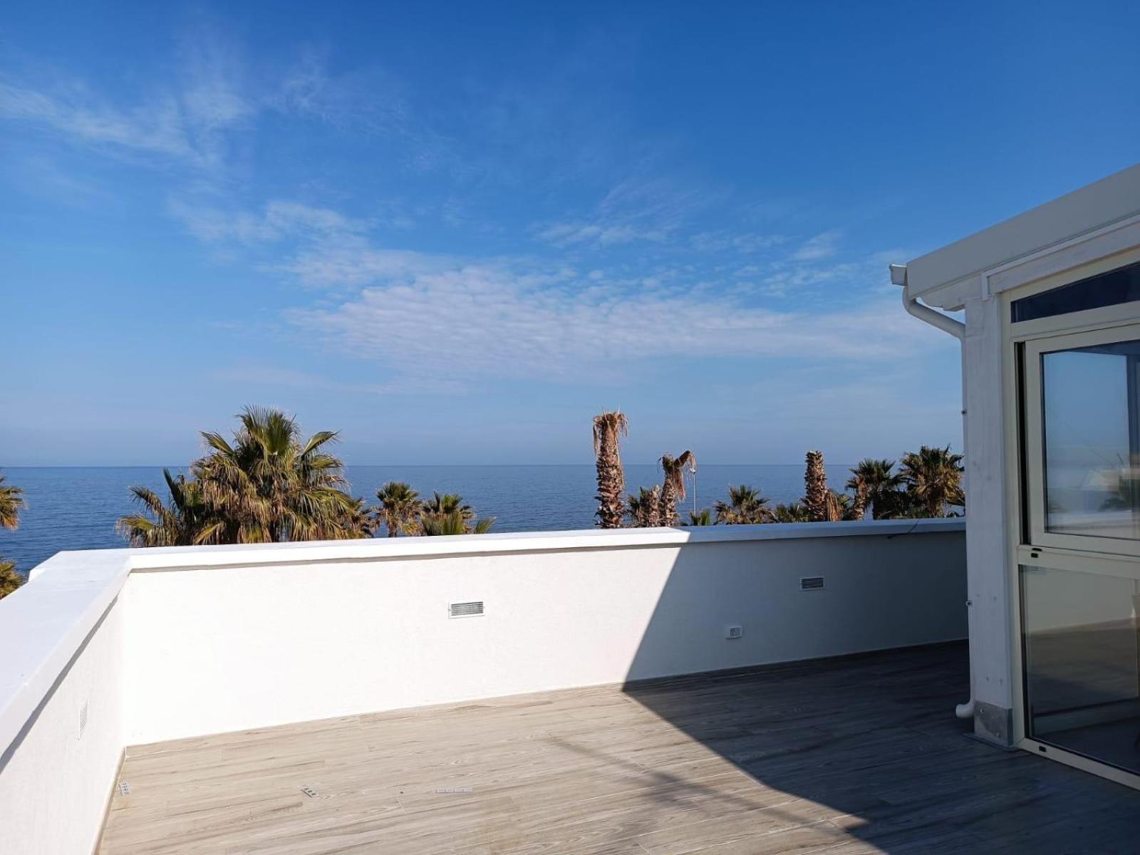 Casa Al Mare Luxury Bed and Breakfast Bari Eksteriør billede